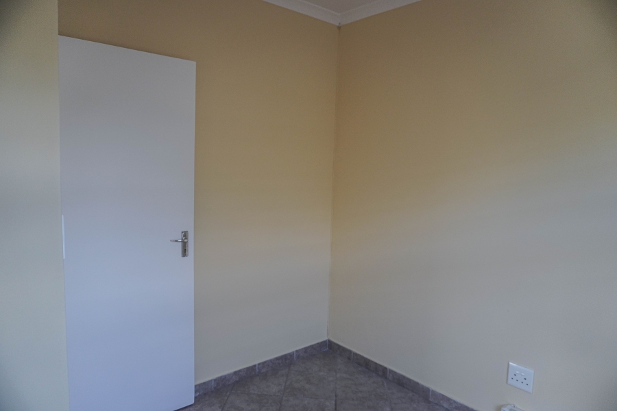2 Bedroom Property for Sale in Sunset Glen Western Cape